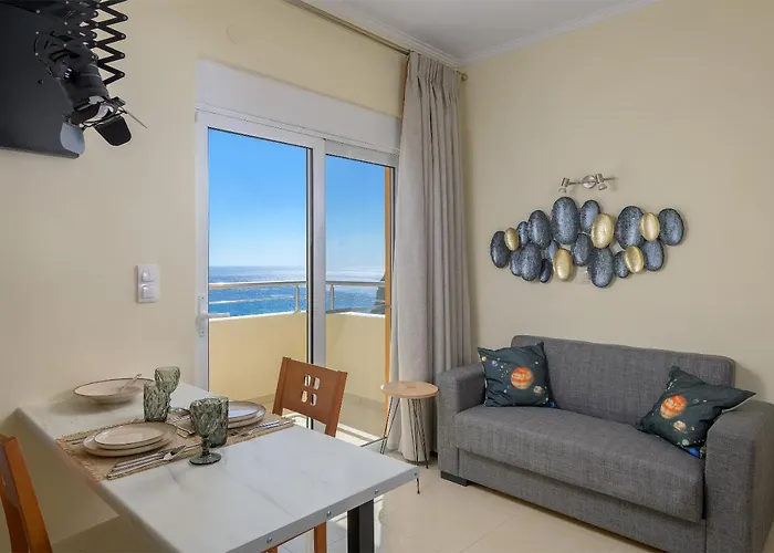 아스트로노미 스튜디오 팔리라키